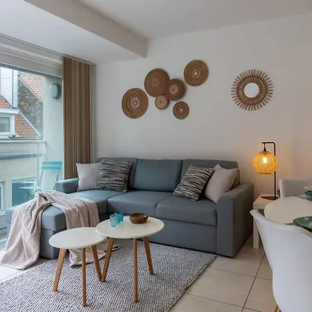 'blue Sea' - Studio In With Private Parking Apartment